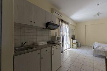 Aparthotel Evelin 2*